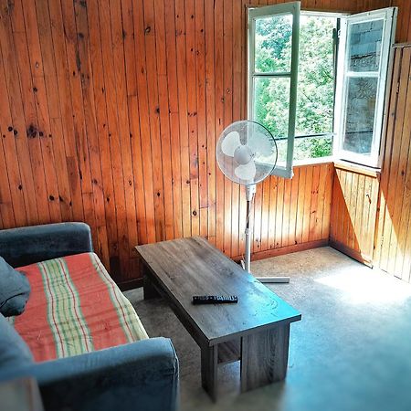Appartement Privatif En Bord De Riviere Figeac Exterior photo